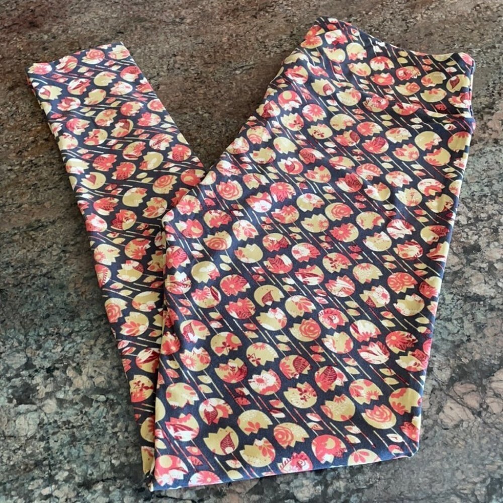 TC NWOT LuLaRoe Leggings B03 5125